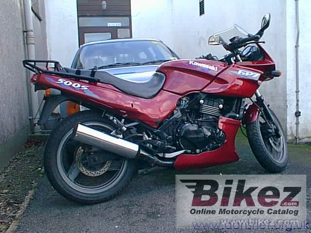 Big Daniel Salter gpz 500 s picture and wallpaper from Bikez.com